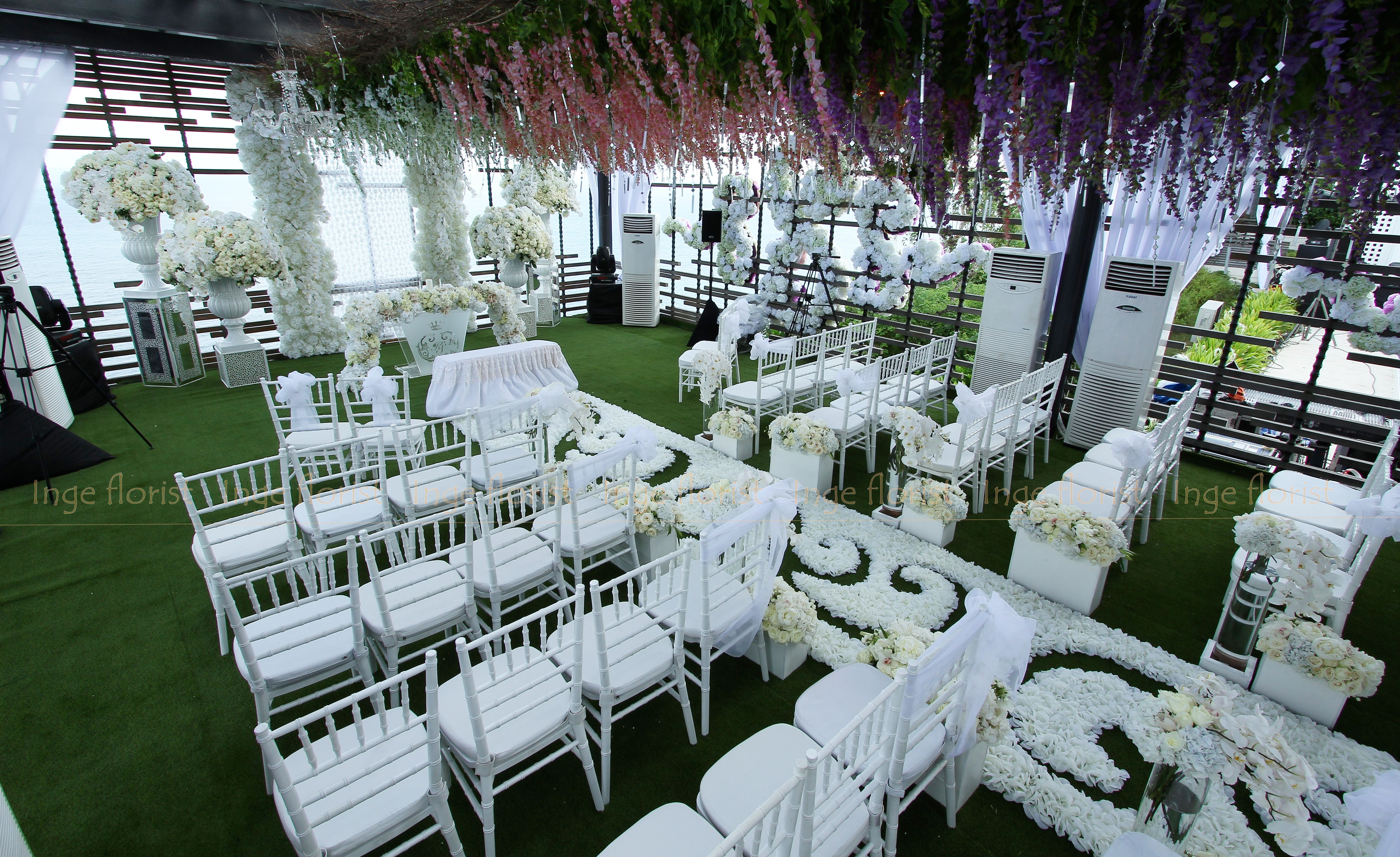  Outdoor new Alila Bali Inge Florist Wedding 